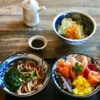 Best Chirashi Don and Su Udon Set Lunch Special in Evanston, IL